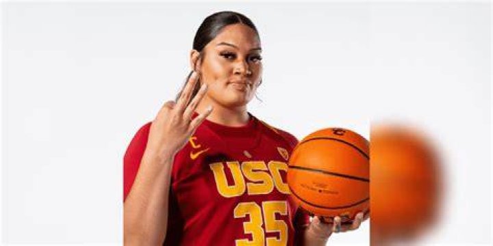 Alissa Pili Wiki, Height, Age, Boyfriend, Biography, Net Worth