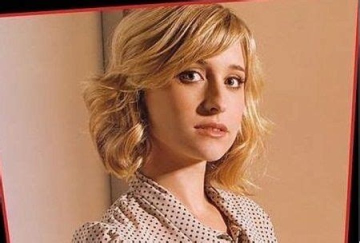 Allison Mack Height, Weight, Net Worth, Age, Birthday, Wikipedia, Who, Instagram, Biography