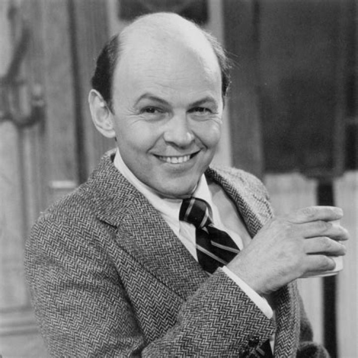 Conrad Janis Net Worth At Death And Obituary: What Happened To The ‘Mork And Mindy’ Star?
