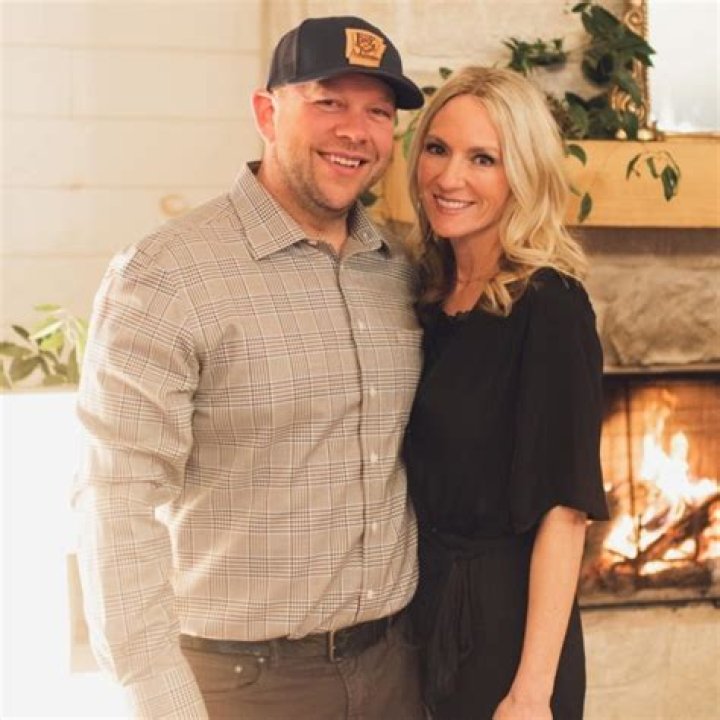 Who Is Dave Marrs Brother Matt Marrs? Details To Know About The Siblings